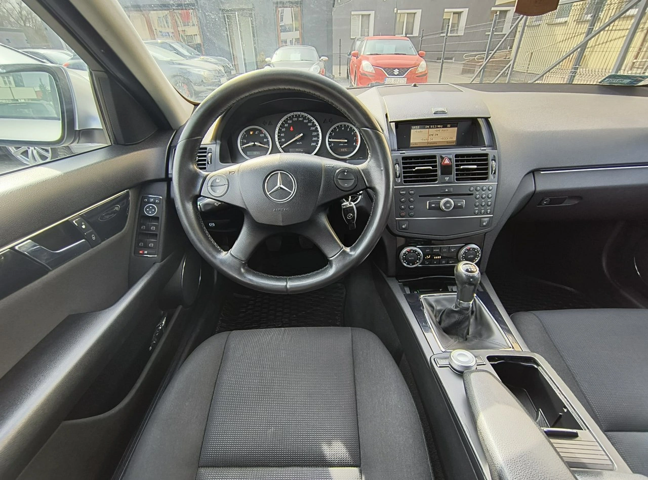 Mercedes C 180 - Zdjęcie 26
