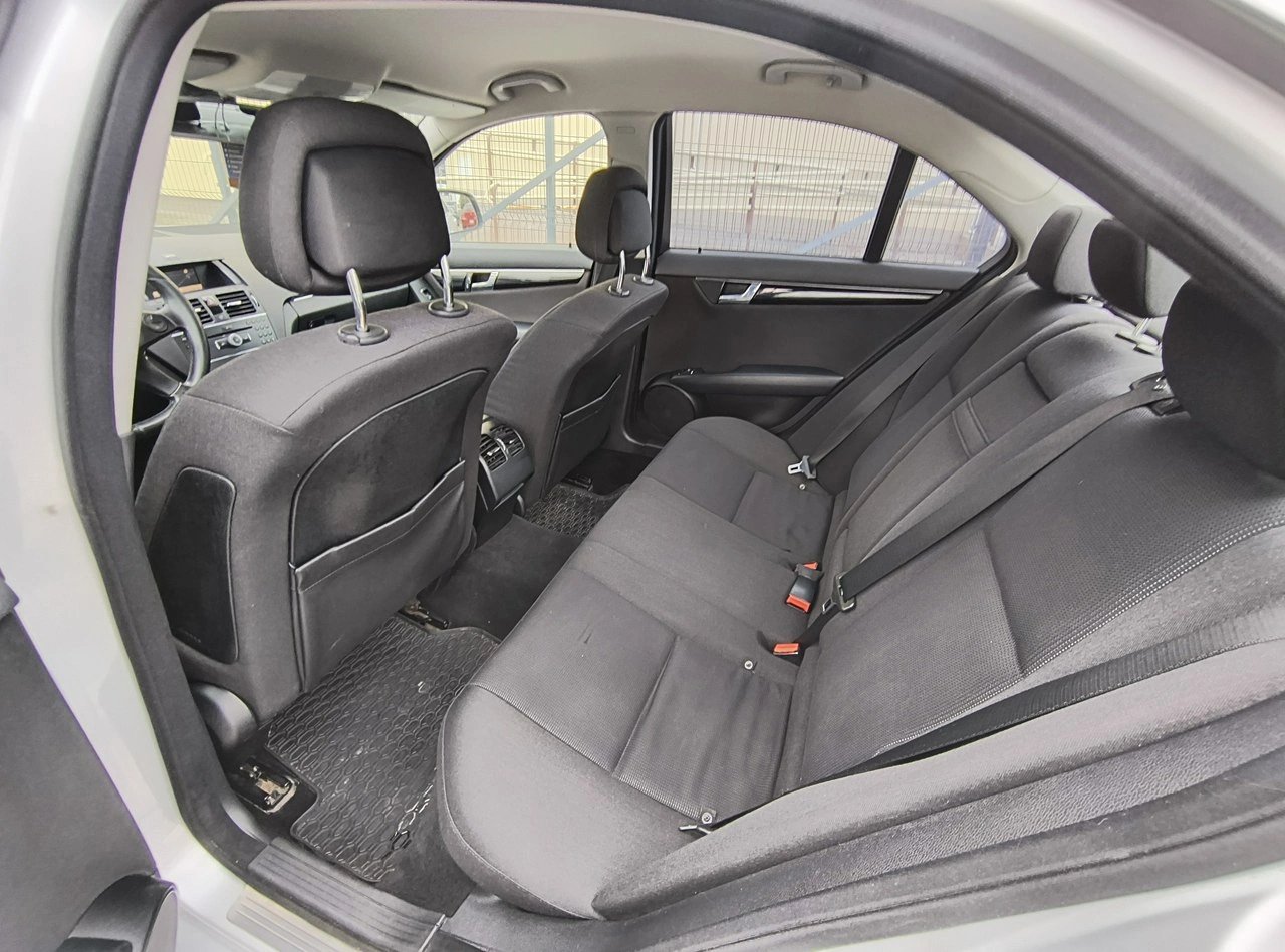 Mercedes C 180 - Zdjęcie 28