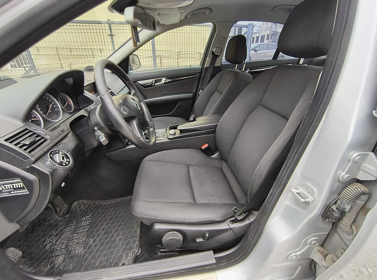 Mercedes C 180 - Zdjęcie 31