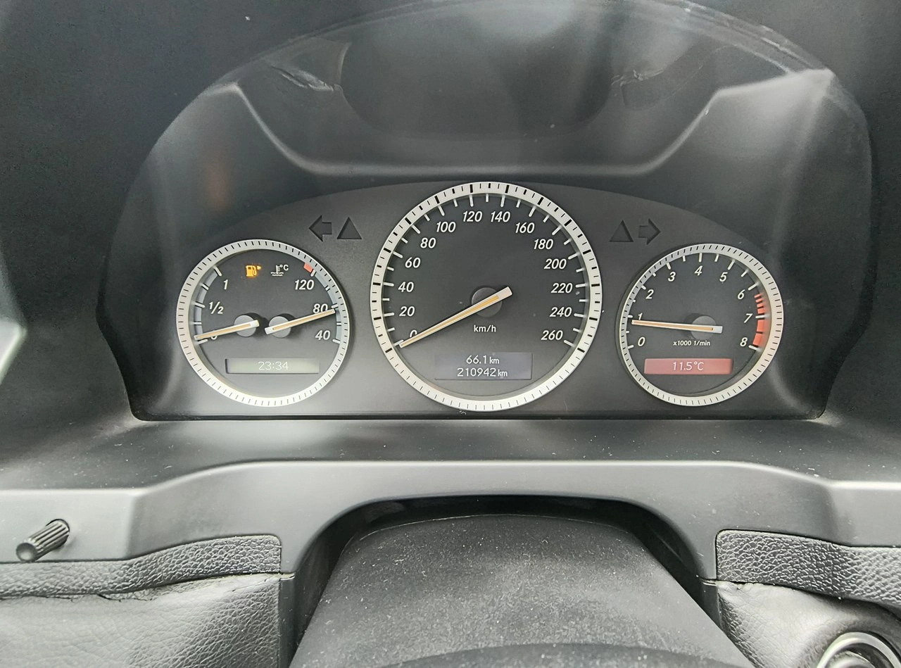 Mercedes C 180 - Zdjęcie 32