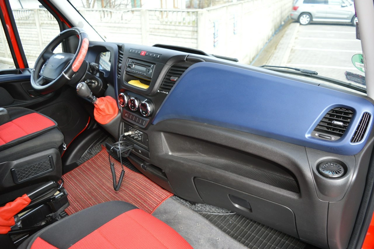 Iveco Daily 35S18 - Zdjęcie 24