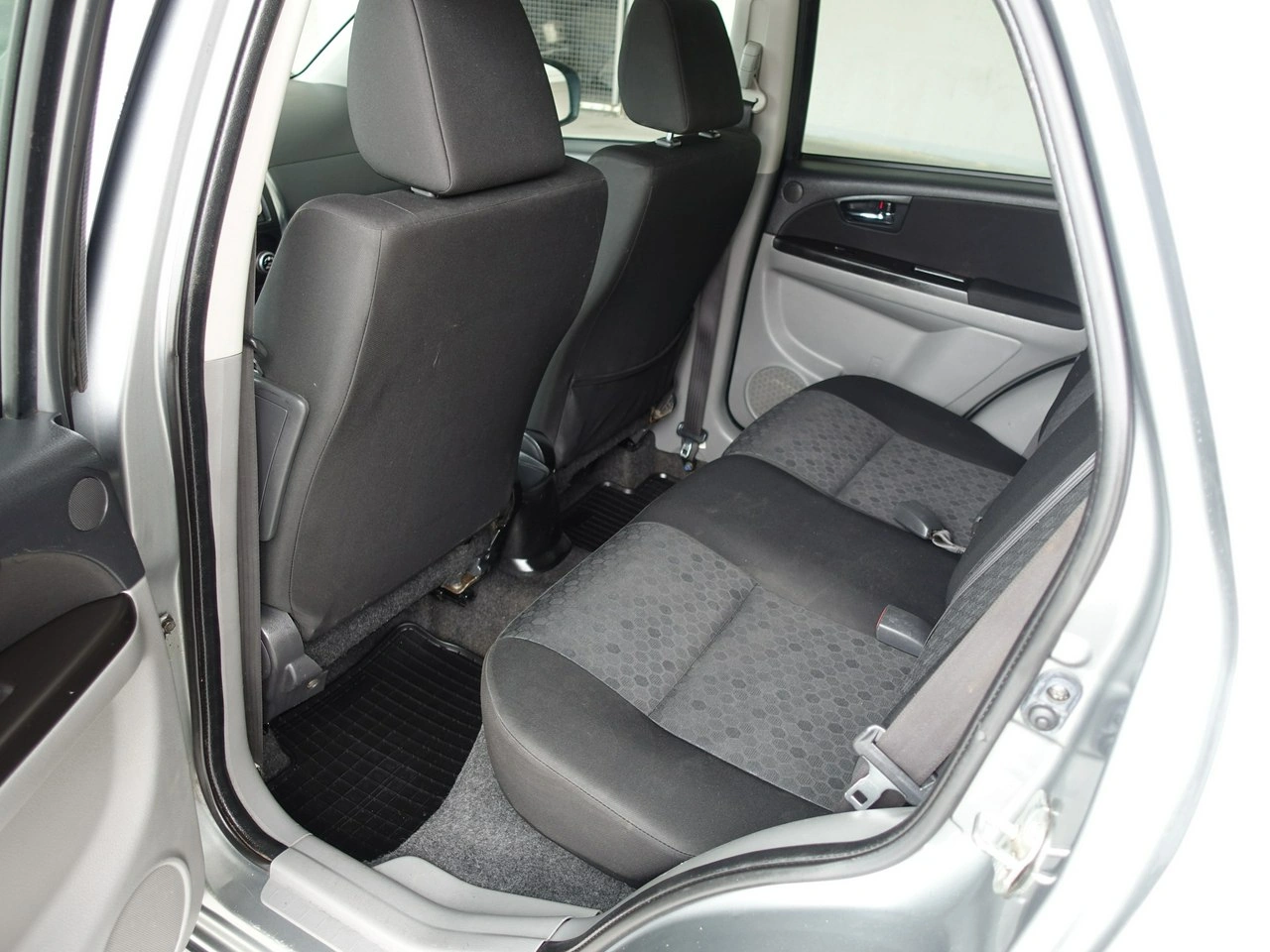 Suzuki SX4 - Zdjęcie 15