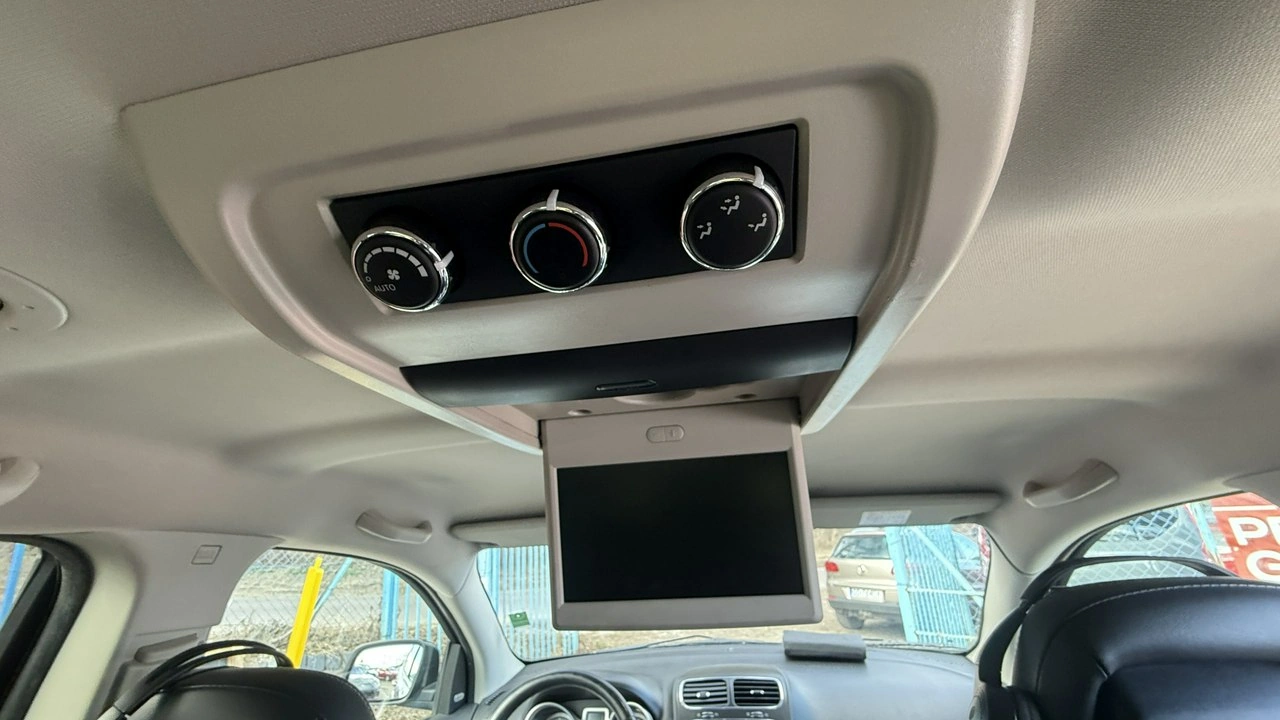 Fiat Freemont - Zdjęcie 17