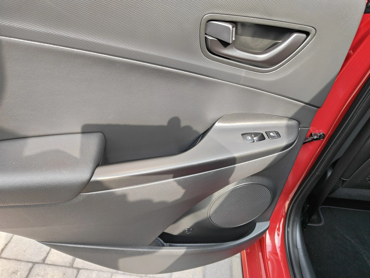 Hyundai Kona - Zdjęcie 29