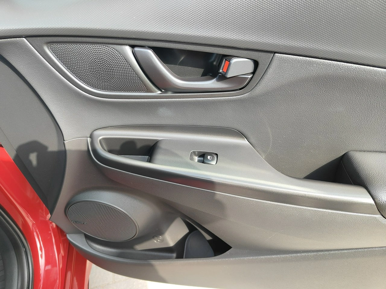 Hyundai Kona - Zdjęcie 23