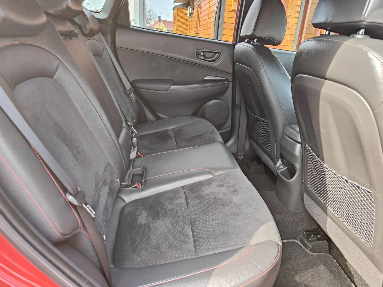 Hyundai Kona - Zdjęcie 25