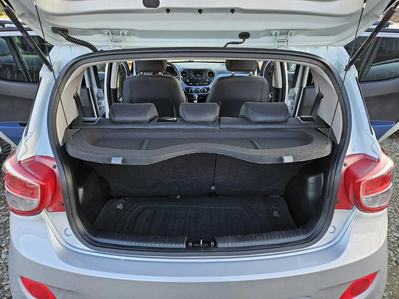 Hyundai i10 - Zdjęcie 17