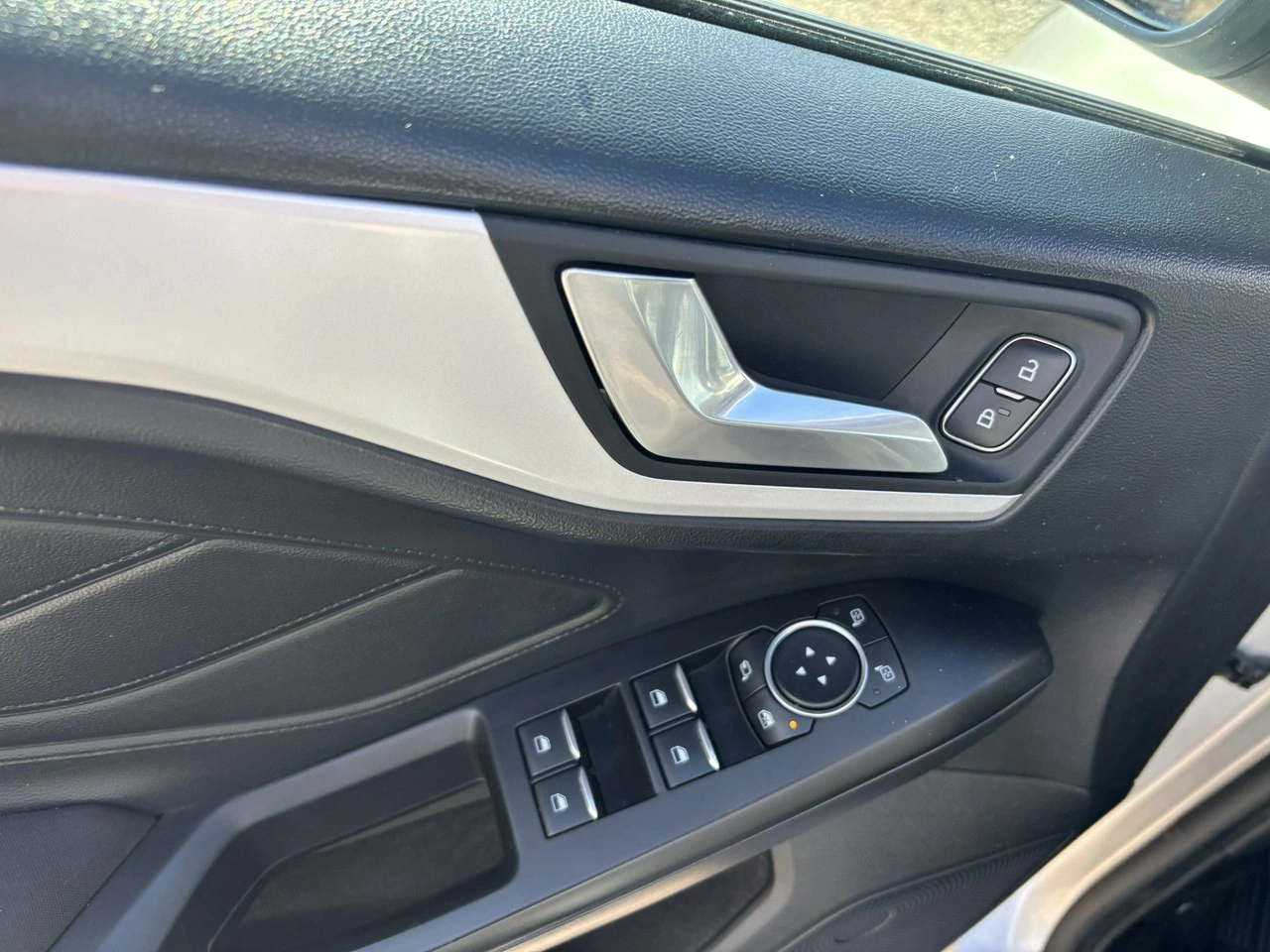 Ford Focus - Zdjęcie 16