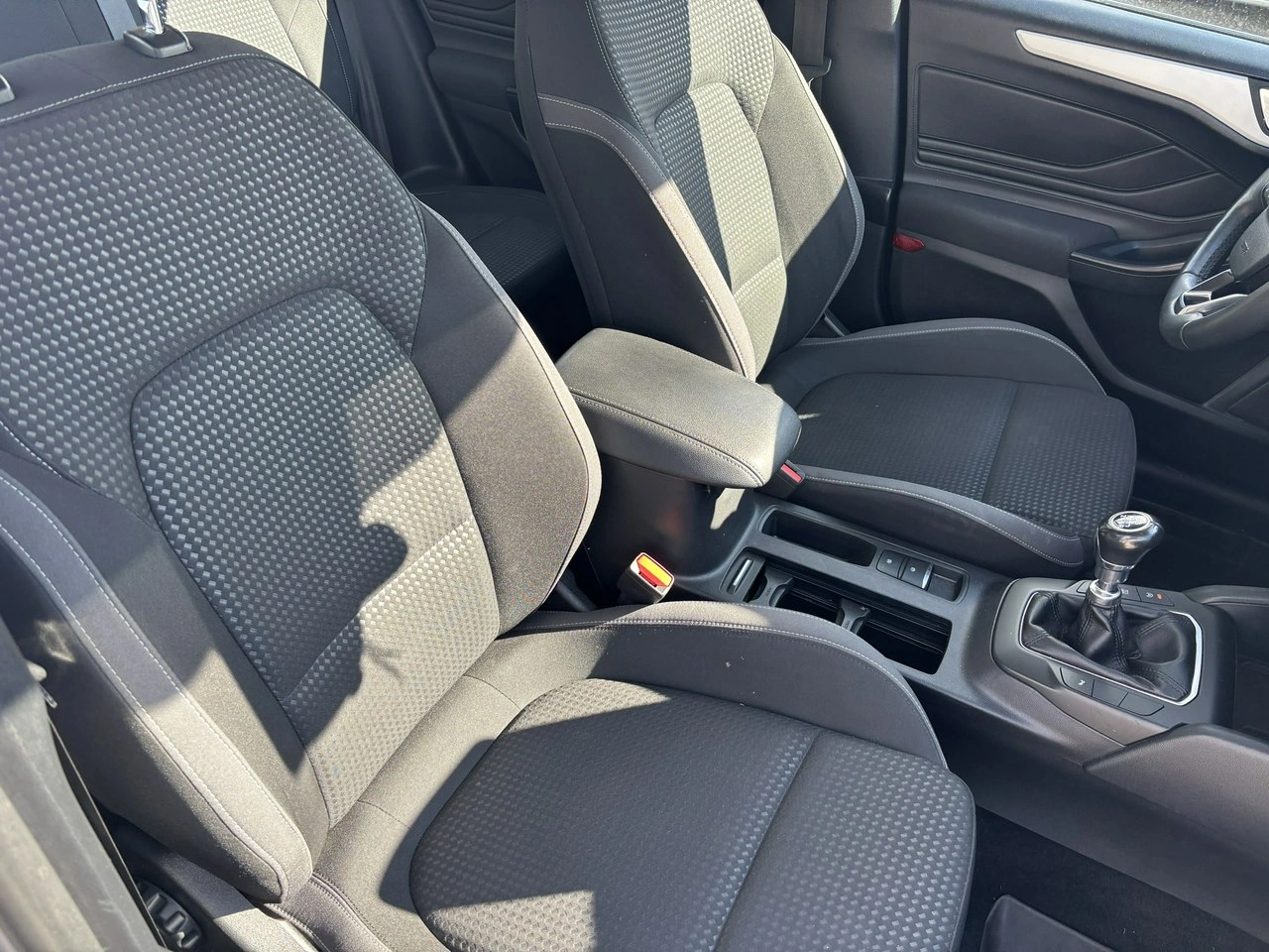 Ford Focus - Zdjęcie 36