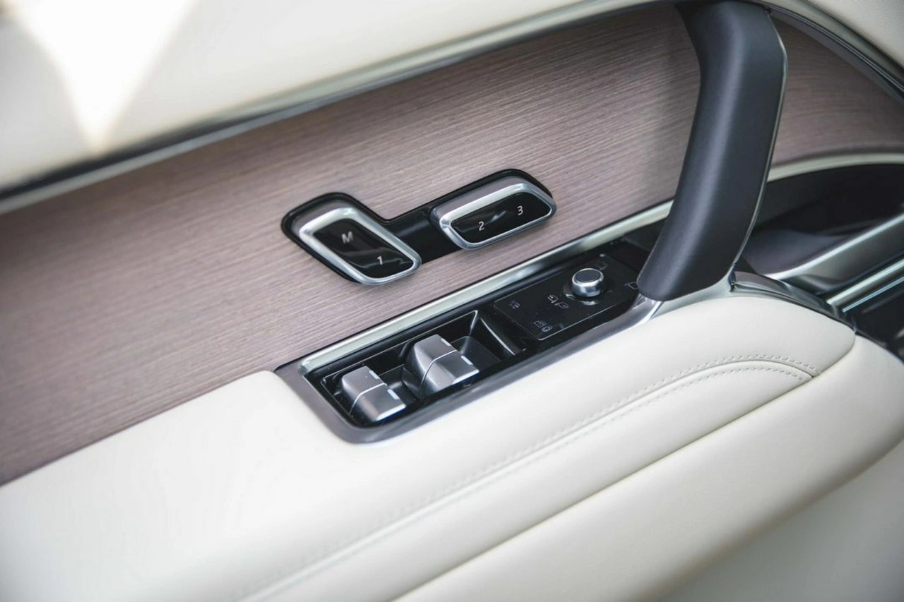 Land Rover Range Rover - Zdjęcie 10