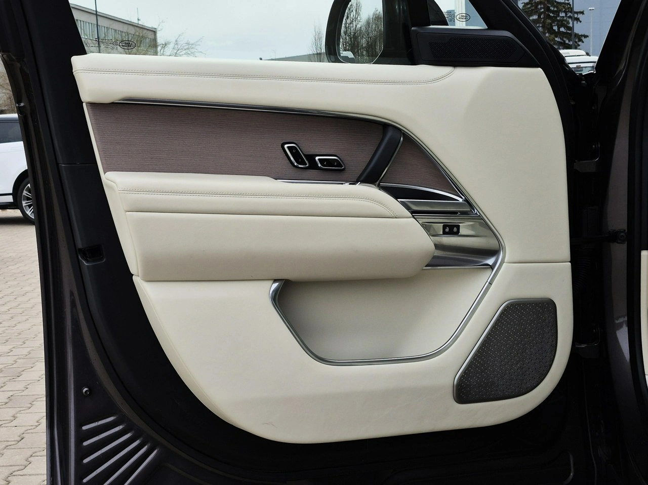 Land Rover Range Rover - Zdjęcie 15