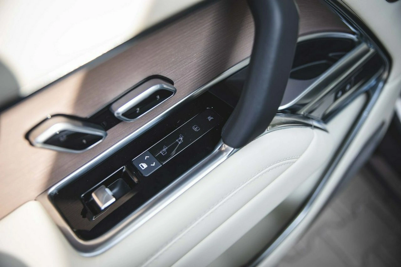 Land Rover Range Rover - Zdjęcie 16