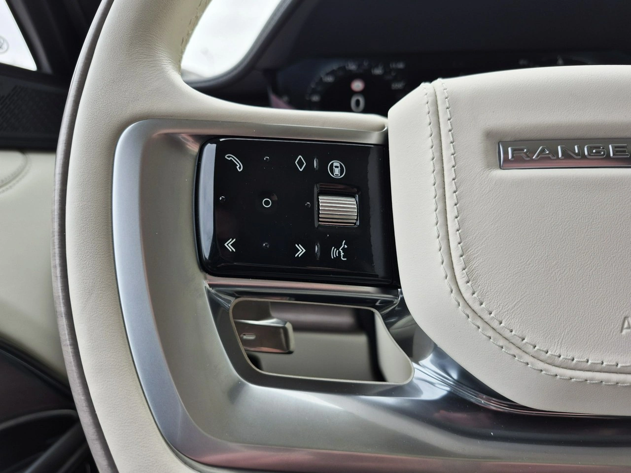 Land Rover Range Rover - Zdjęcie 28