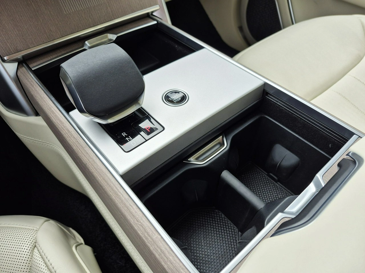 Land Rover Range Rover - Zdjęcie 35