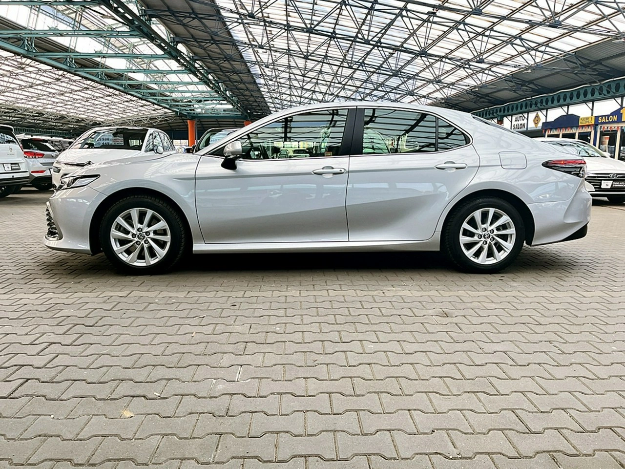 Toyota Camry - Zdjęcie 5