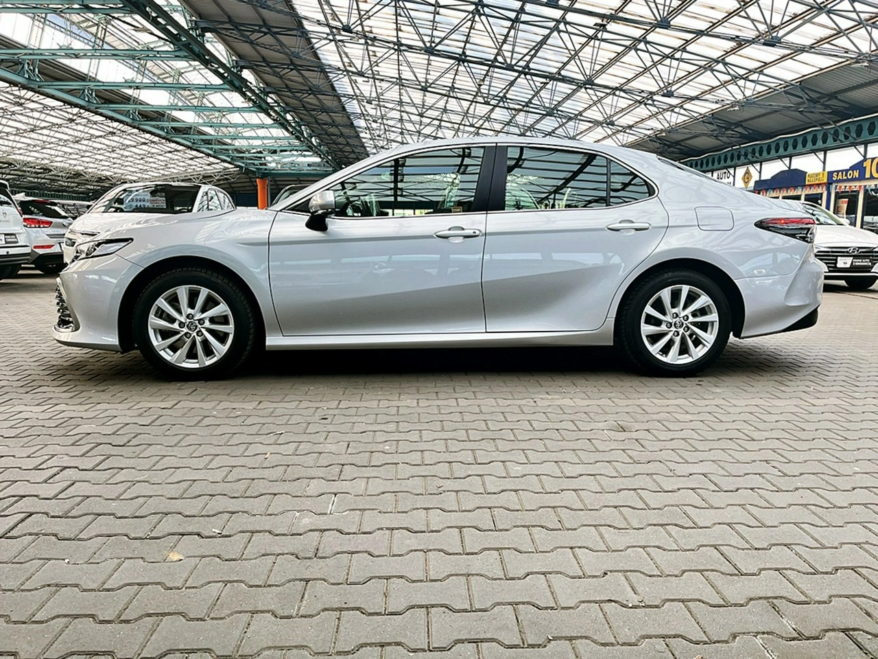 Toyota Camry - Zdjęcie 79