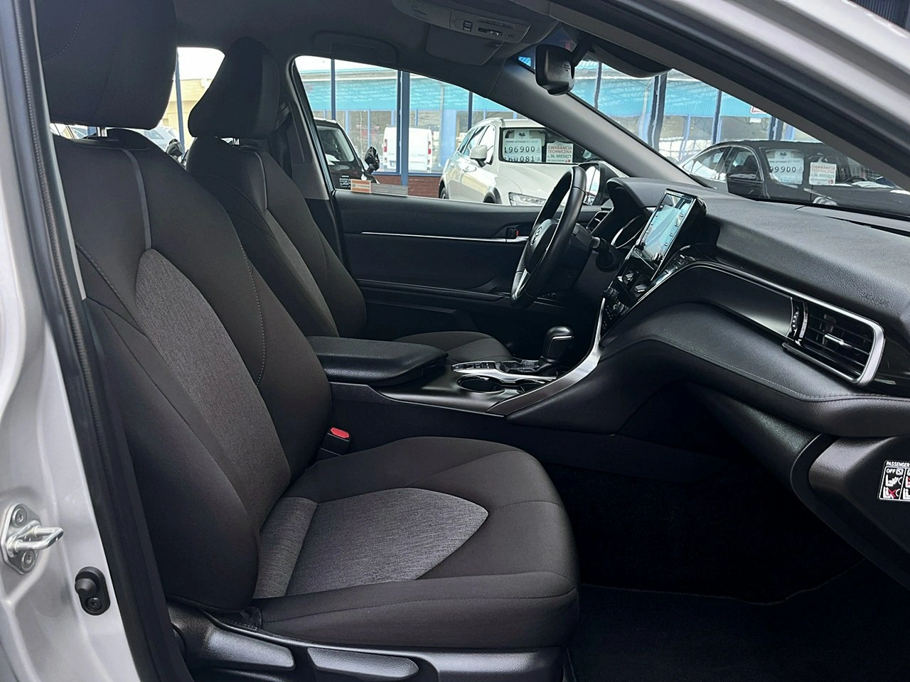 Toyota Camry - Zdjęcie 10