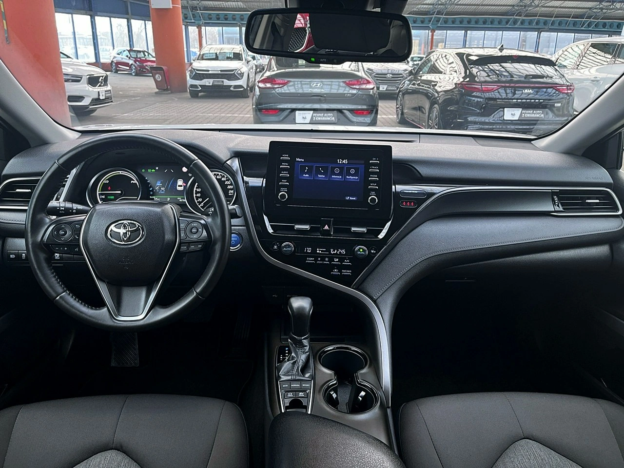 Toyota Camry - Zdjęcie 12