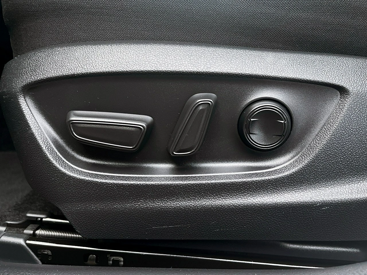 Toyota Camry - Zdjęcie 15