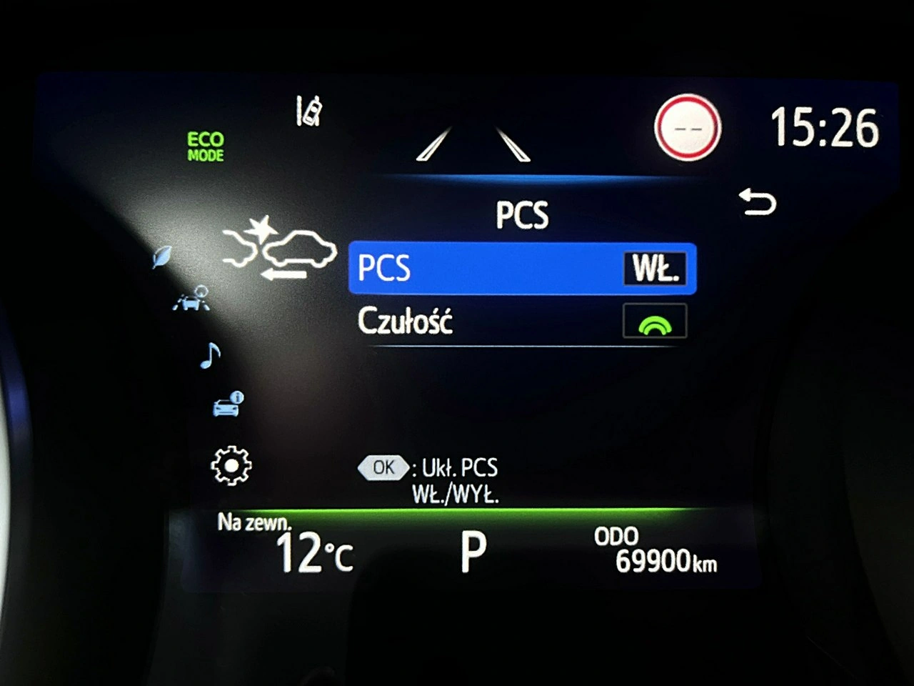 Toyota Camry - Zdjęcie 26