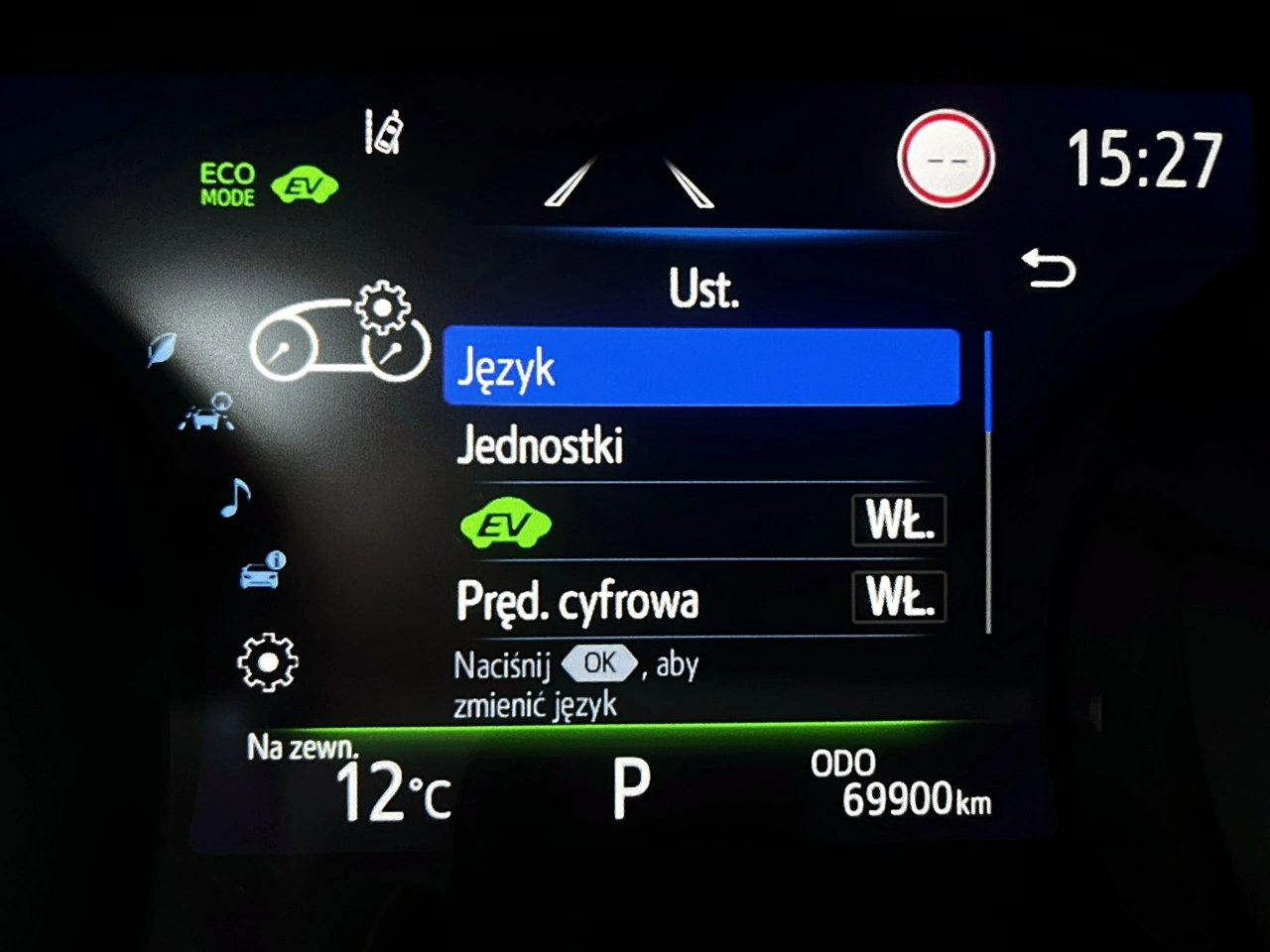 Toyota Camry - Zdjęcie 30