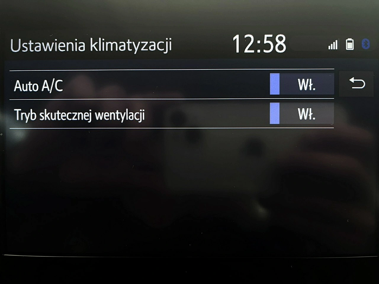 Toyota Camry - Zdjęcie 49