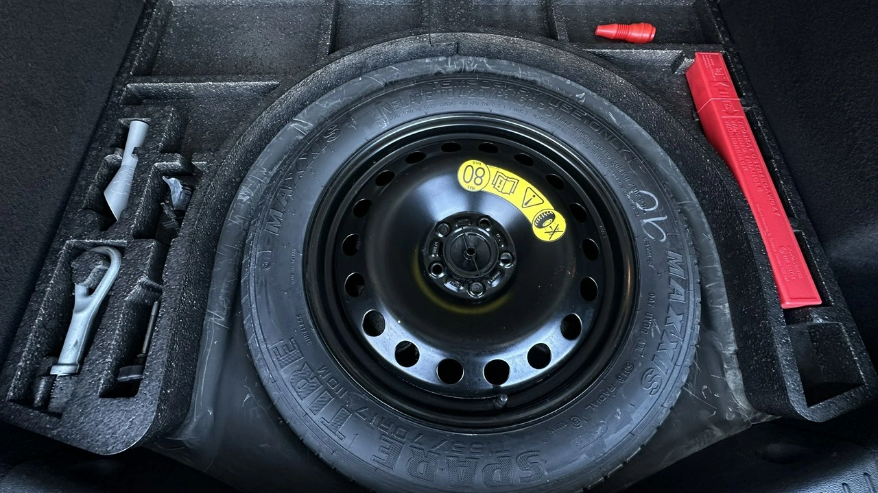 Ford Kuga - Zdjęcie 14