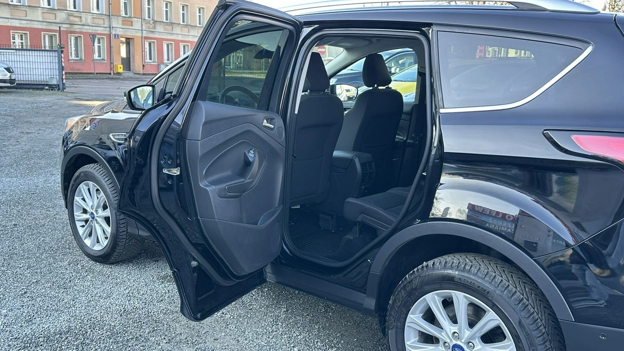 Ford Kuga - Zdjęcie 26