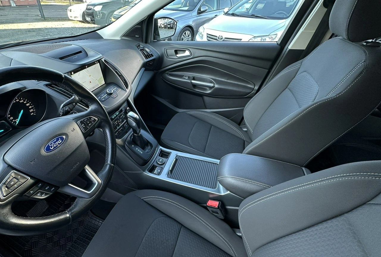 Ford Kuga - Zdjęcie 28