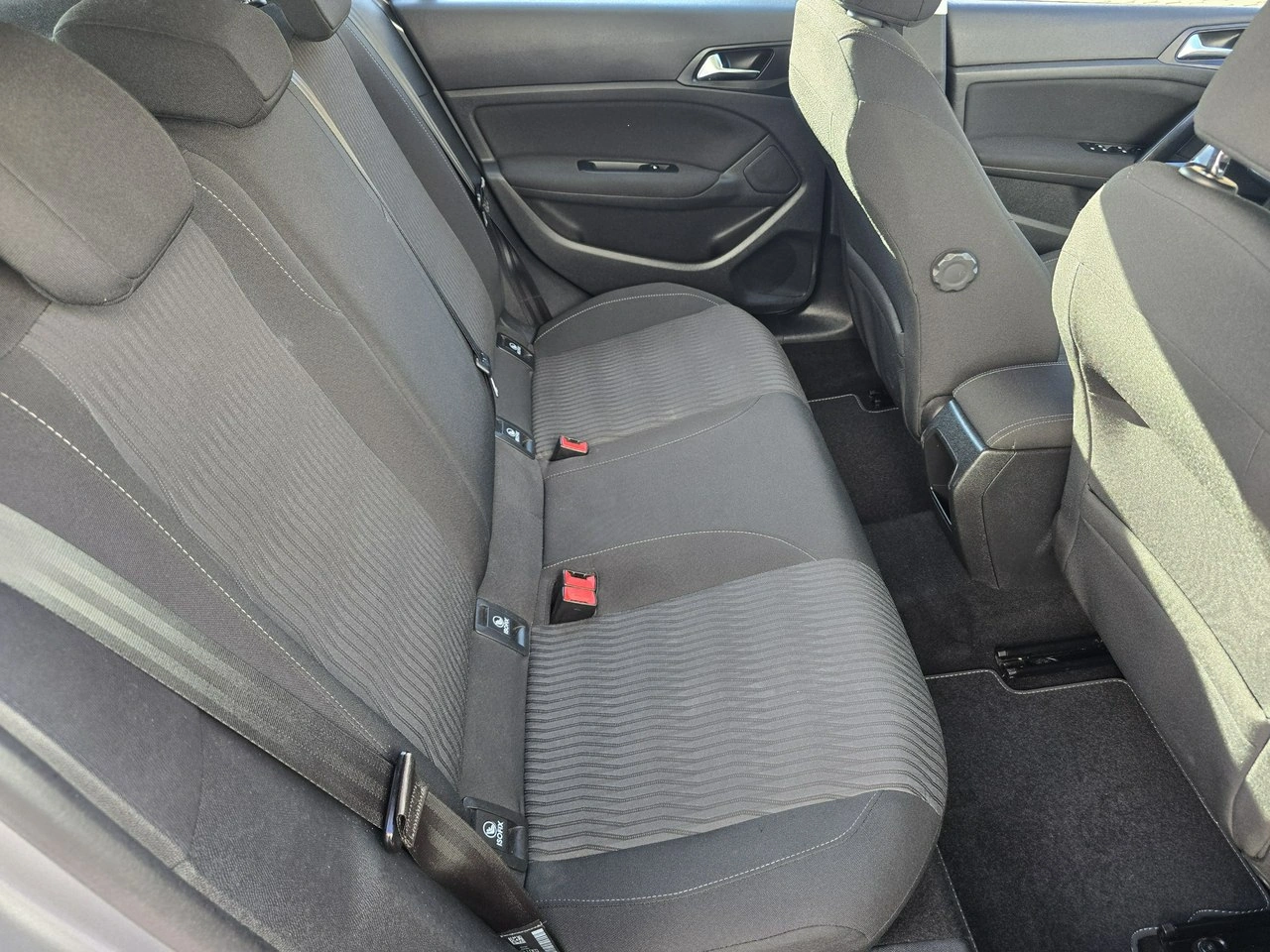 Peugeot 308 - Zdjęcie 13