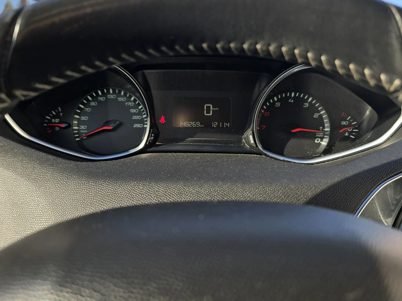 Peugeot 308 - Zdjęcie 25