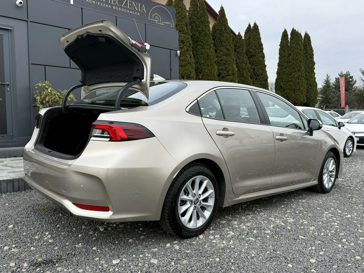 Toyota Corolla - Zdjęcie 33
