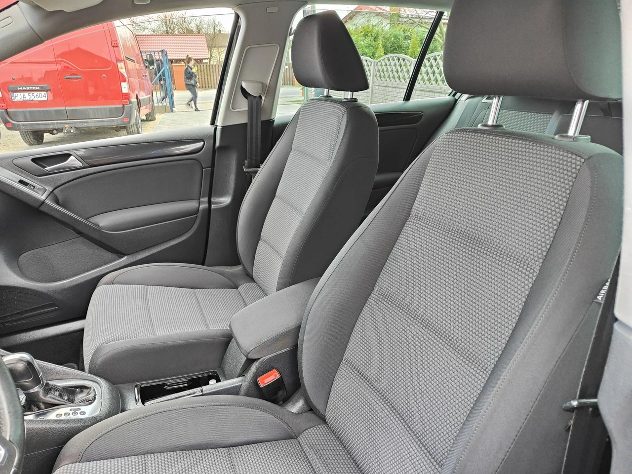 Volkswagen Golf - Zdjęcie 14