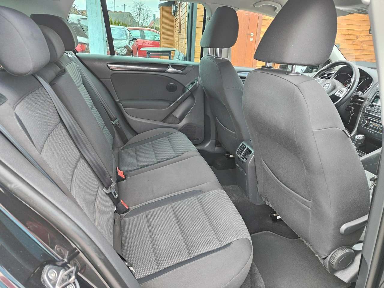 Volkswagen Golf - Zdjęcie 23