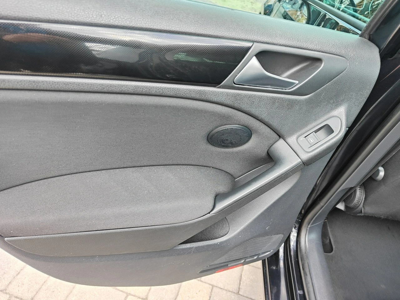 Volkswagen Golf - Zdjęcie 25