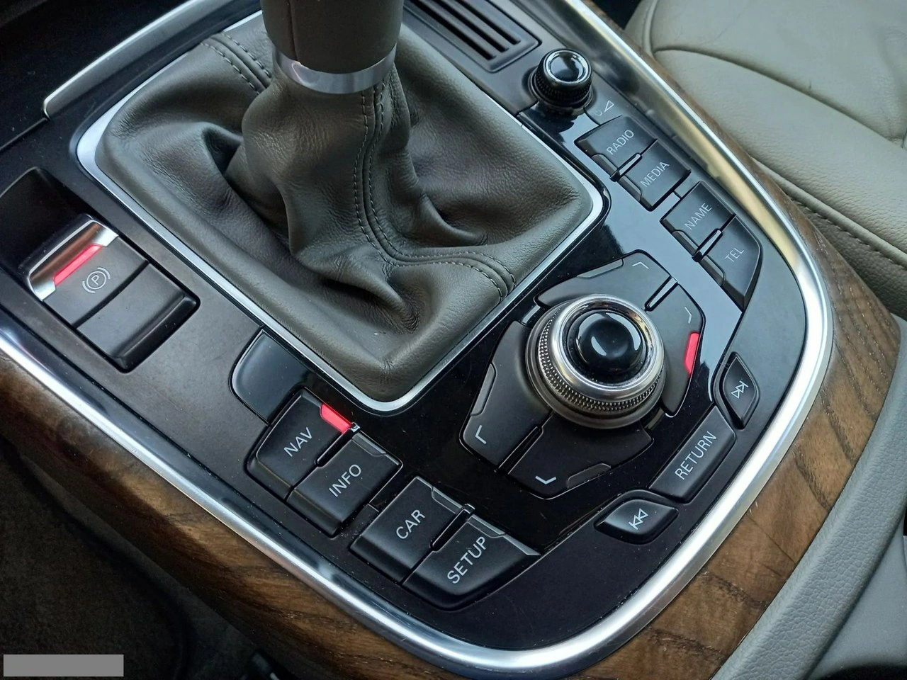 Audi Q5 - Zdjęcie 25