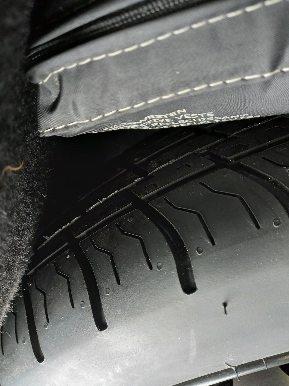 Audi A4 - Zdjęcie 21