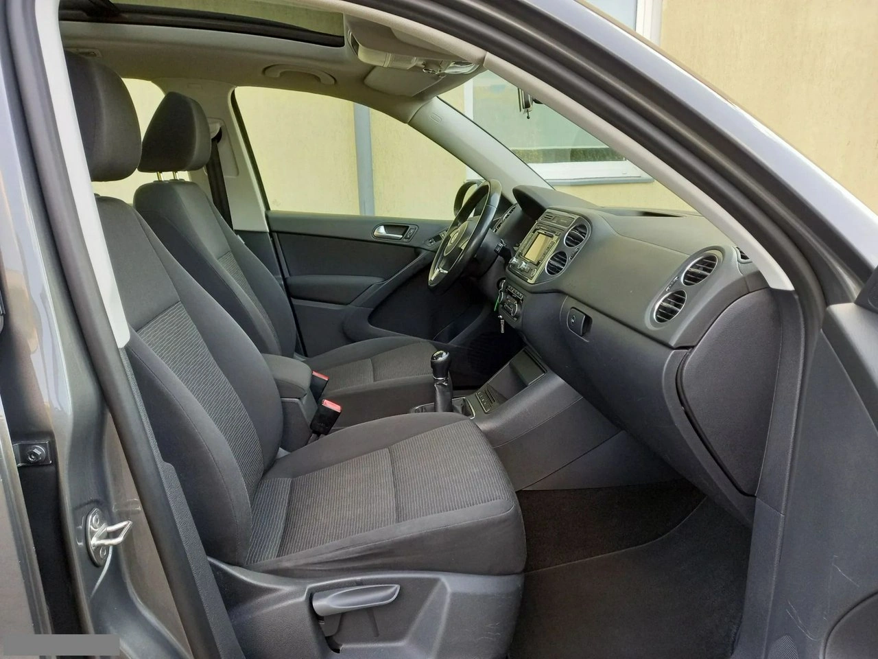 Volkswagen Tiguan - Zdjęcie 19