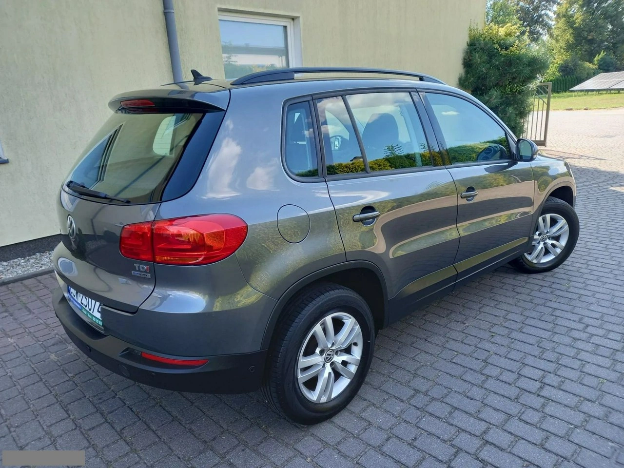 Volkswagen Tiguan - Zdjęcie 2