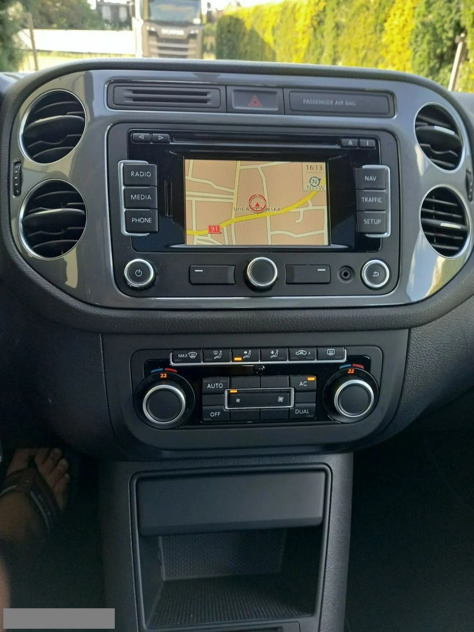 Volkswagen Tiguan - Zdjęcie 32