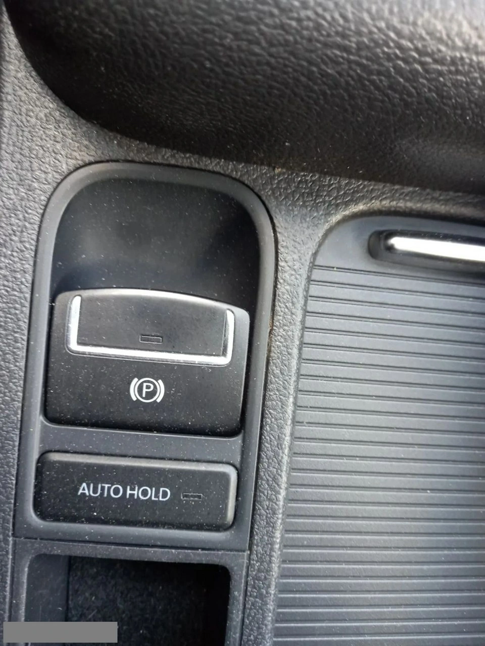 Volkswagen Tiguan - Zdjęcie 34