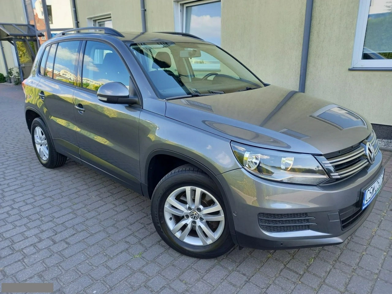 Volkswagen Tiguan - Zdjęcie 8