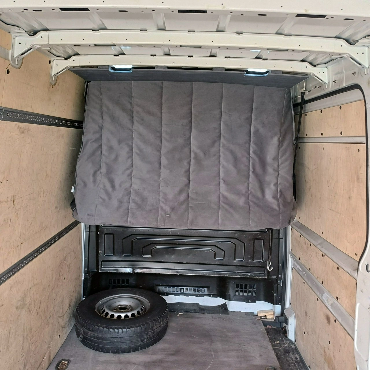 Volkswagen Crafter - Zdjęcie 8