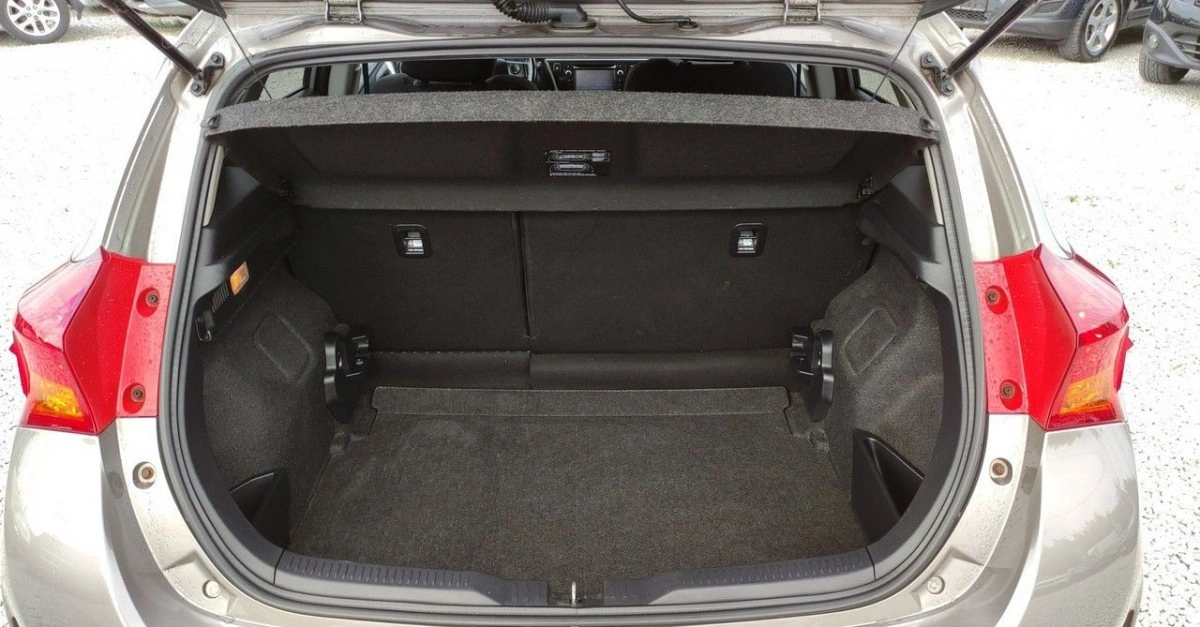 Toyota Auris - Zdjęcie 28