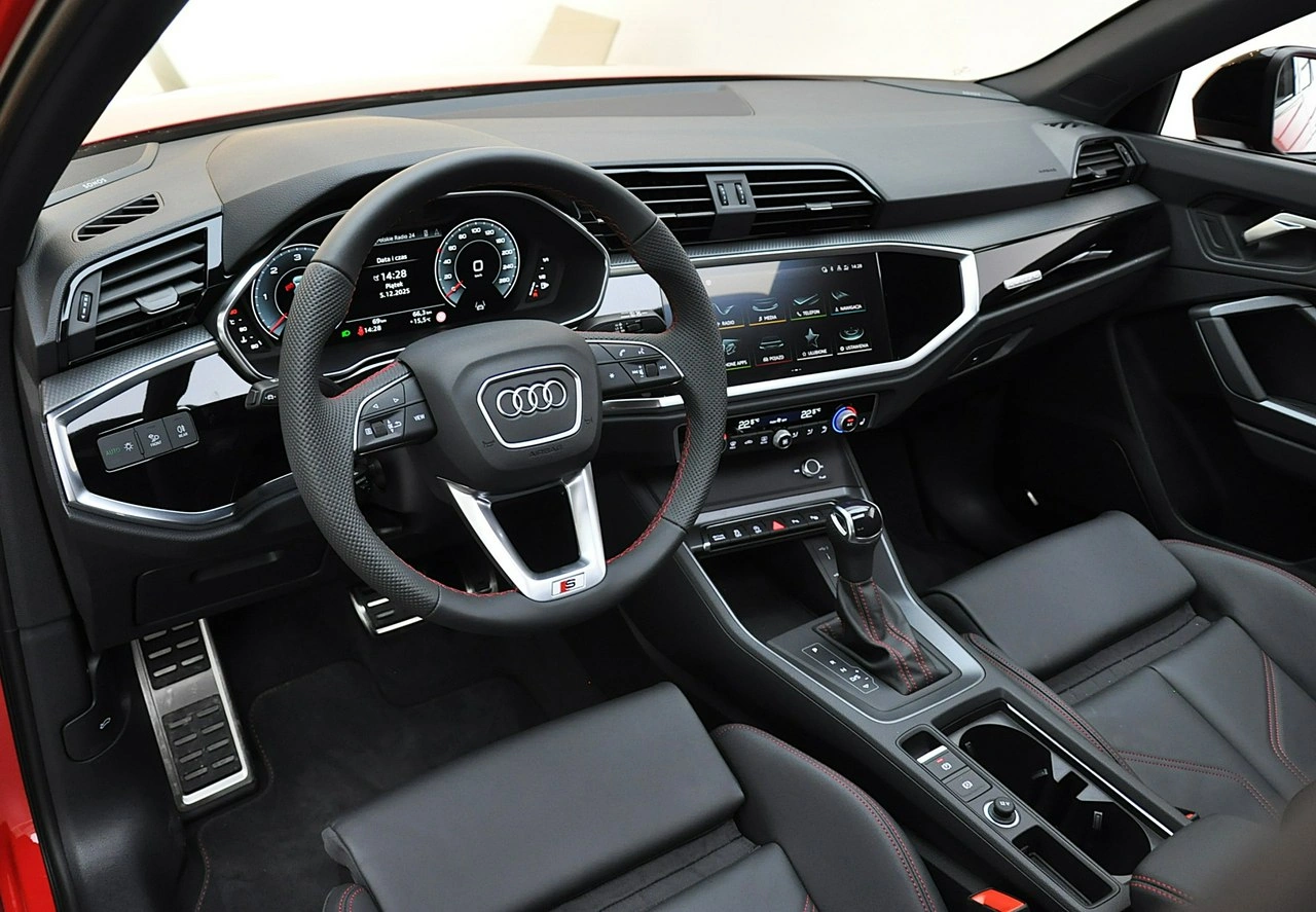 Audi Q3 - Zdjęcie 17