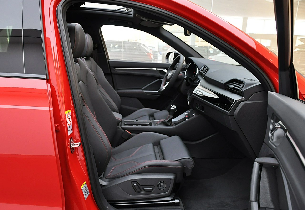 Audi Q3 - Zdjęcie 21
