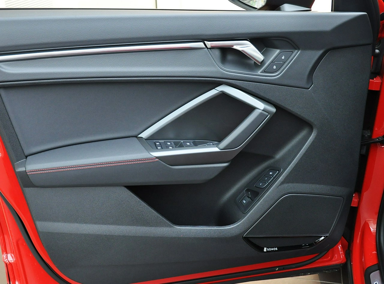 Audi Q3 - Zdjęcie 24