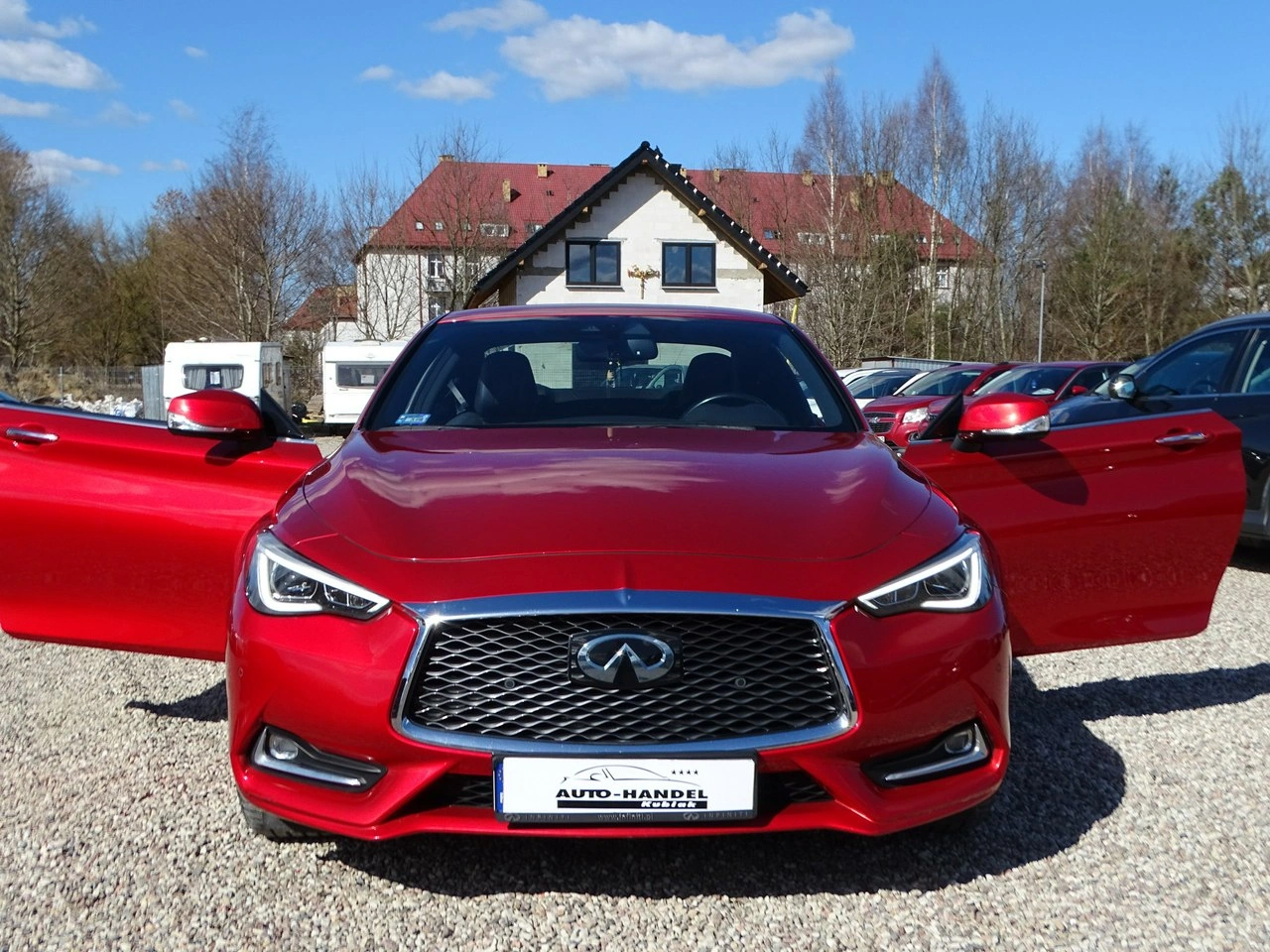 Infiniti Q60 - Zdjęcie 2