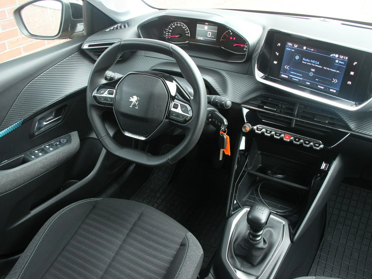 Peugeot 208 - Zdjęcie 26