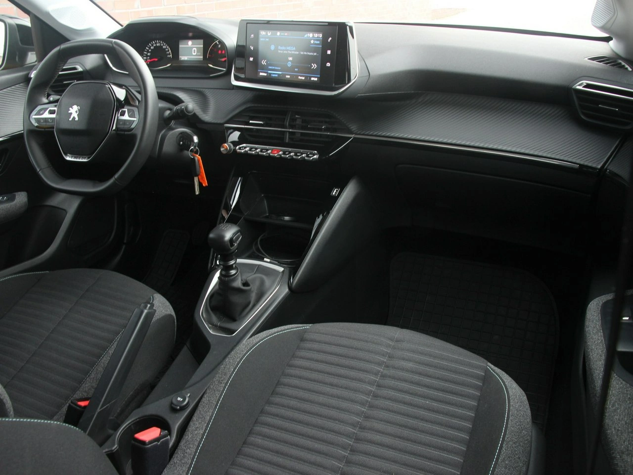 Peugeot 208 - Zdjęcie 28